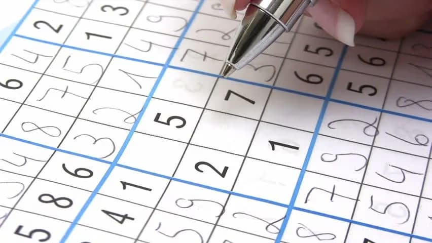Per què necessites notes al joc de trencaclosques clàssic del Sudoku?